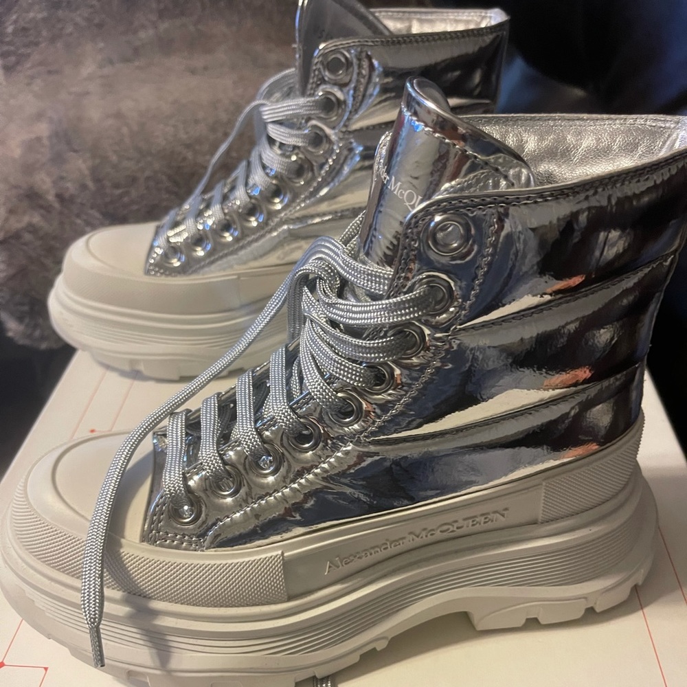 Alexander McQueen silver tread slick boots